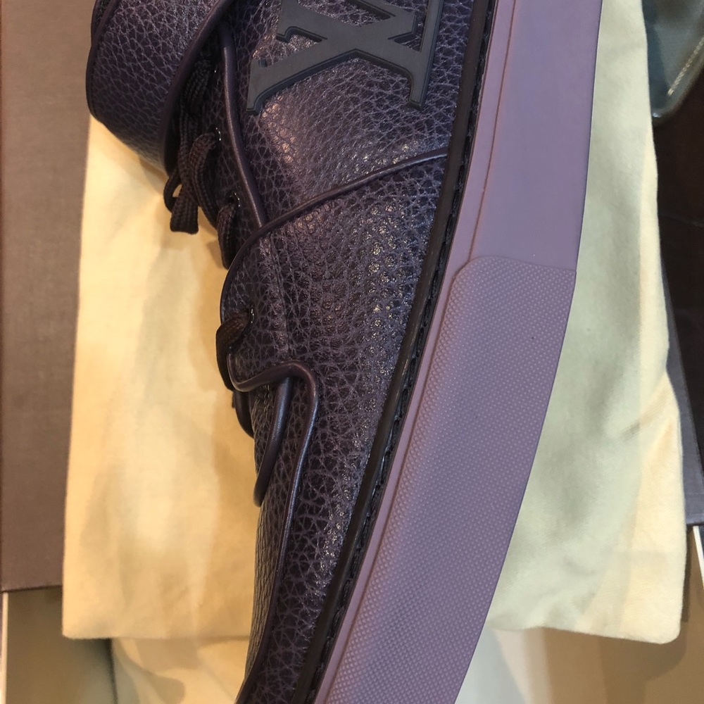 Louis Vuitton Fits 10.5. Brand New In Box. - Picture 6 of 8